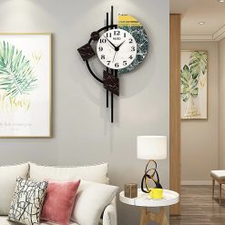 Horloge murale moderne et Design dans un salon