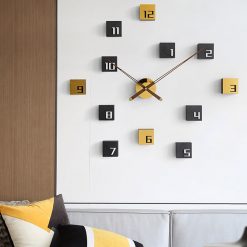 Horloge en bois style design
