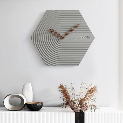 Horloge murale design scandinave de couleur grise